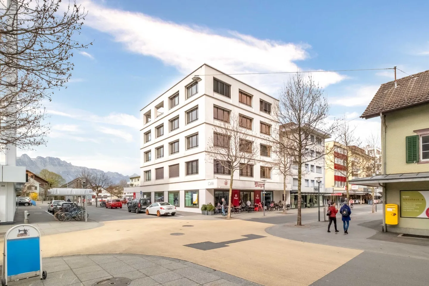 Spazio commerciale rappresentativo nel centro (15-410m²) - Ideale per studio, ufficio o sale terapia - Foto 1 di 19