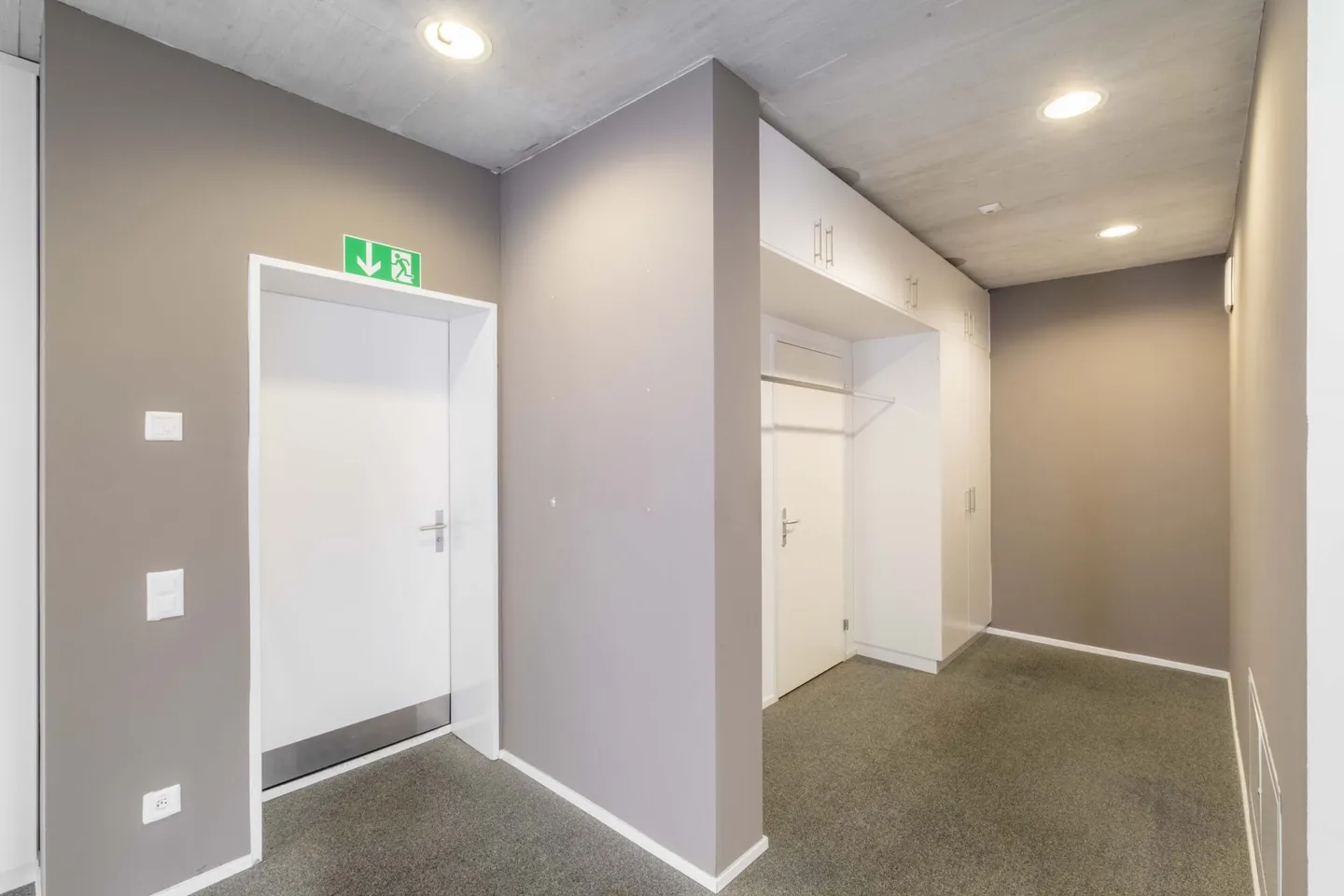 Spazio commerciale rappresentativo nel centro (15-410m²) - Ideale per studio, ufficio o sale terapia - Foto 5 di 19