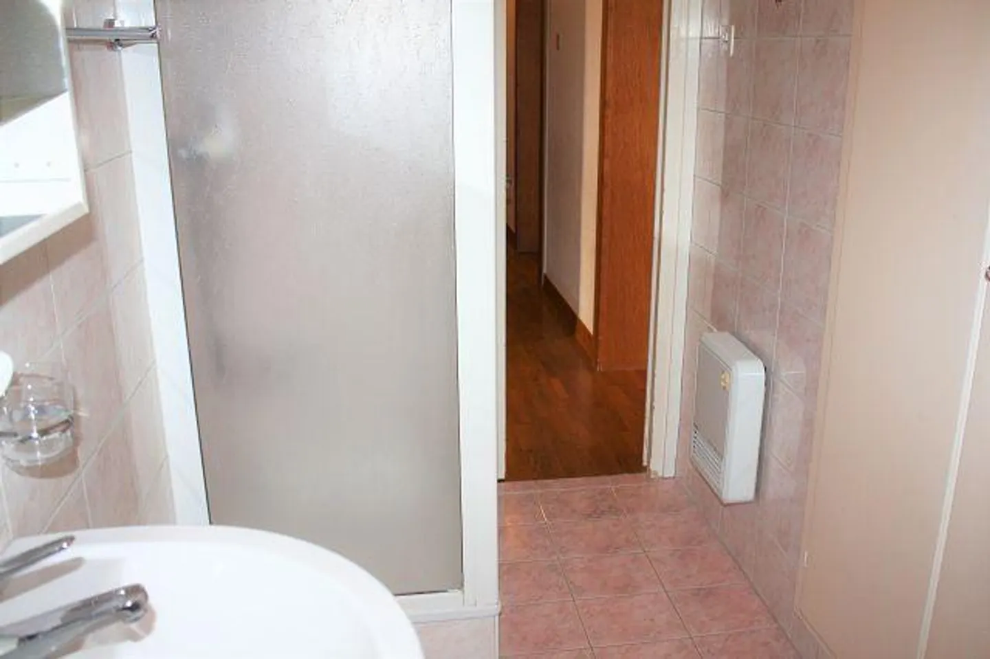 Casa plurifamiliare di 3 app.a reddito con terrazzi e garage / 3-Fa... - Foto 15 di 47