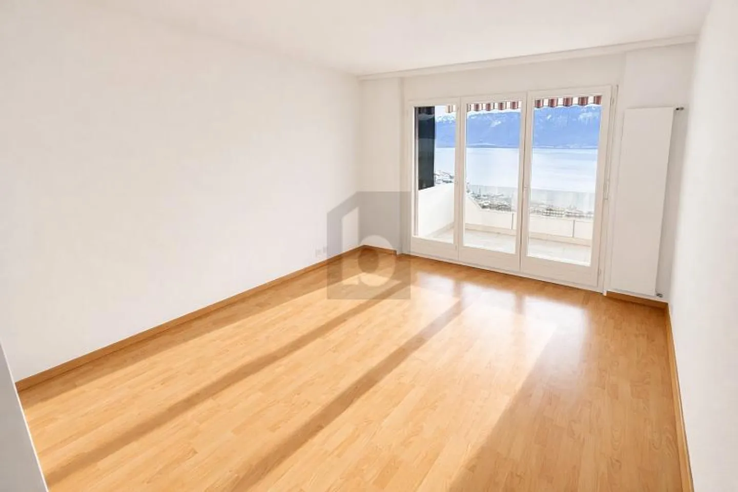 Appartement lumineux avec vue sur le lac - Photo 4 sur 6