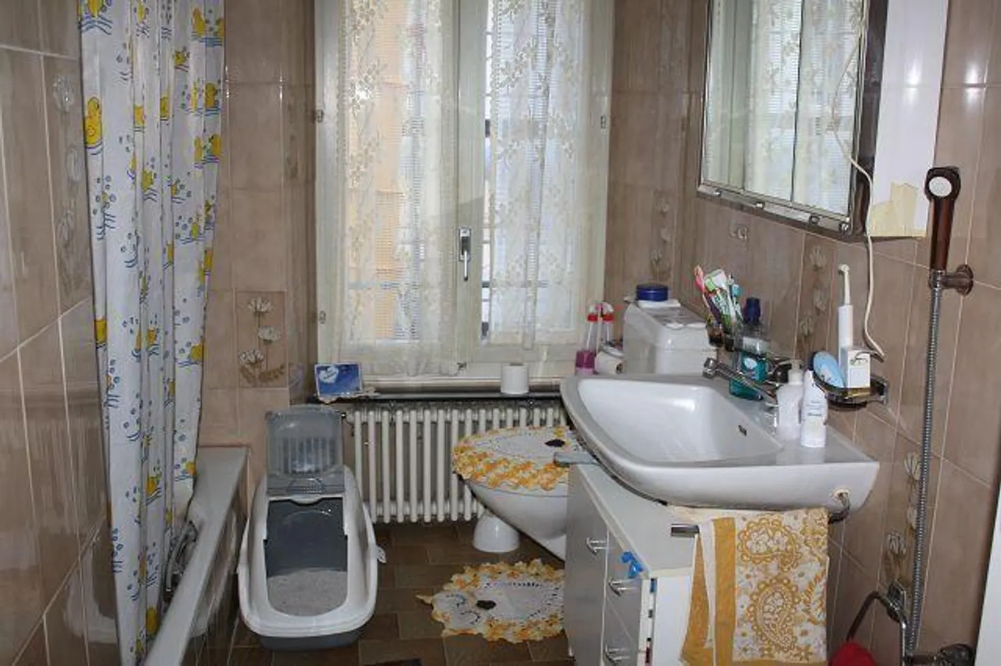 Casa plurifamiliare di 3 app.a reddito con terrazzi e garage / 3-Fa... - Foto 24 di 47