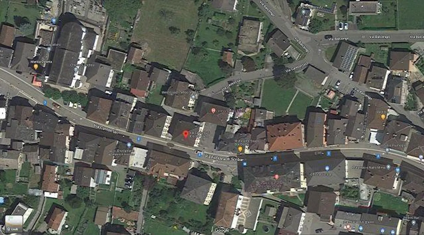 Casa plurifamiliare di 3 app.a reddito con terrazzi e garage / 3-Fa... - Foto 47 di 47