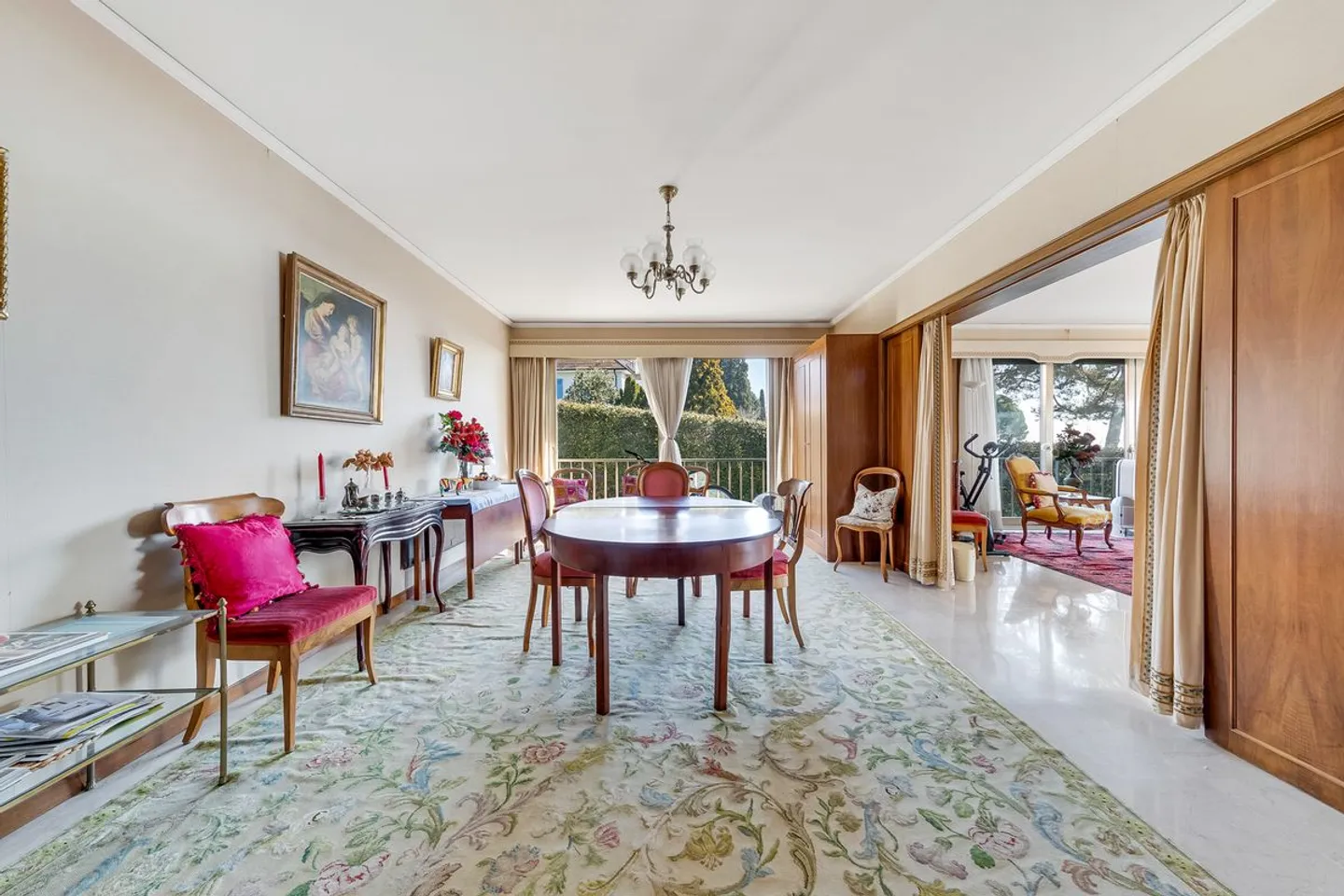 Exceptional apartment with feet in the water - Photo 9 of 11