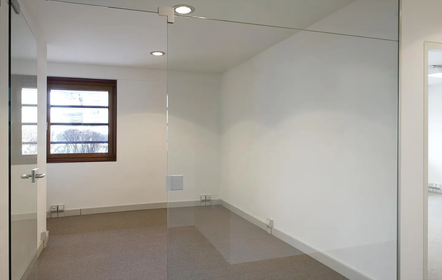 Office - Photo 4 of 12