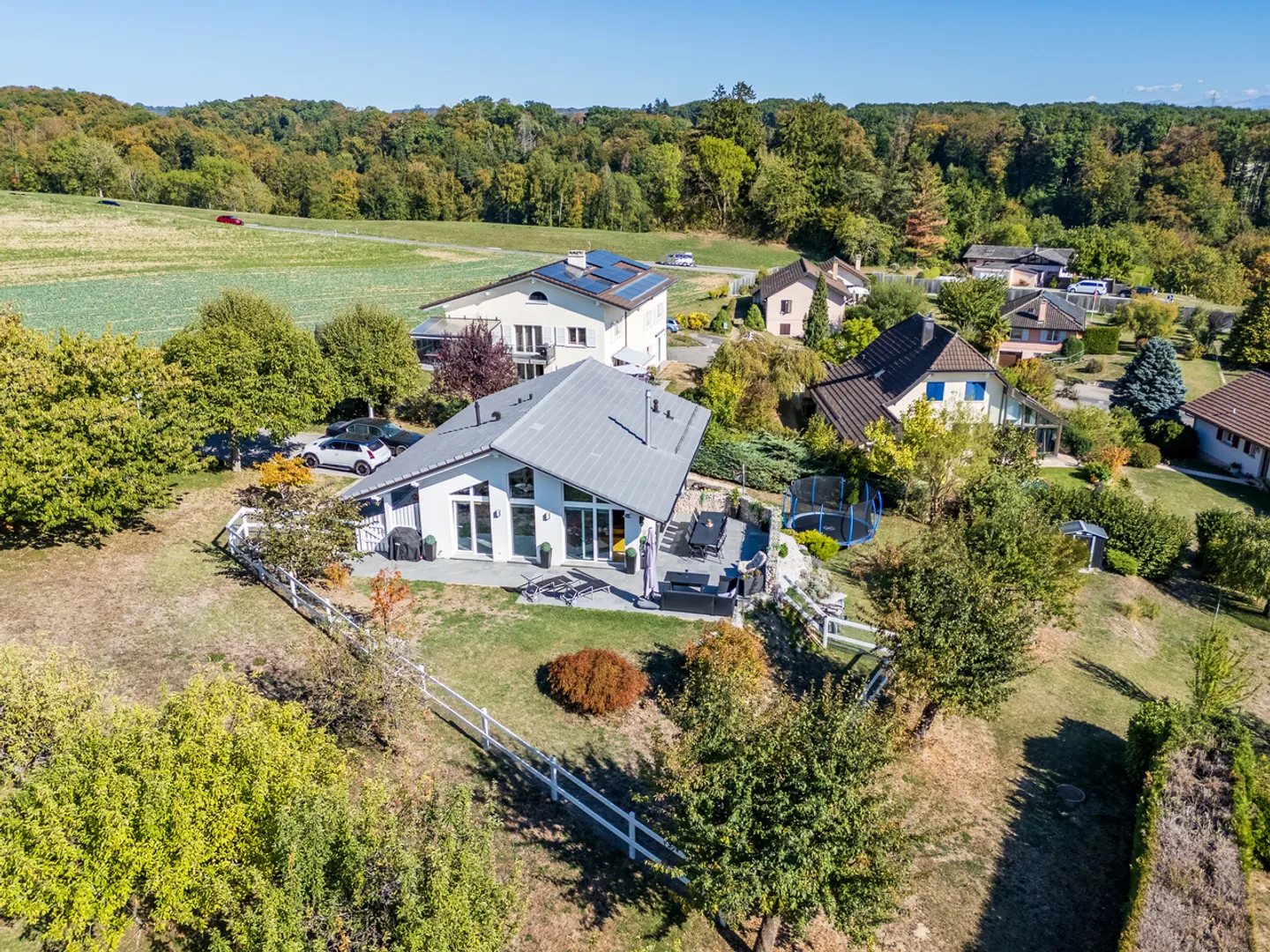 Stupenda Villa con Vista Lago - Foto 3 di 12