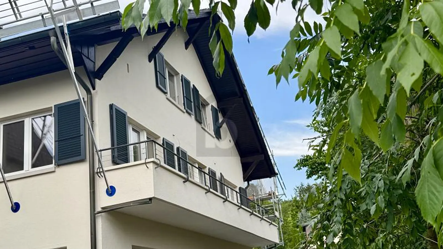NUOVAMENTE RISTRUTTURATO E DOTATO DI ALTA QUALITÀ - Foto 1 di 6