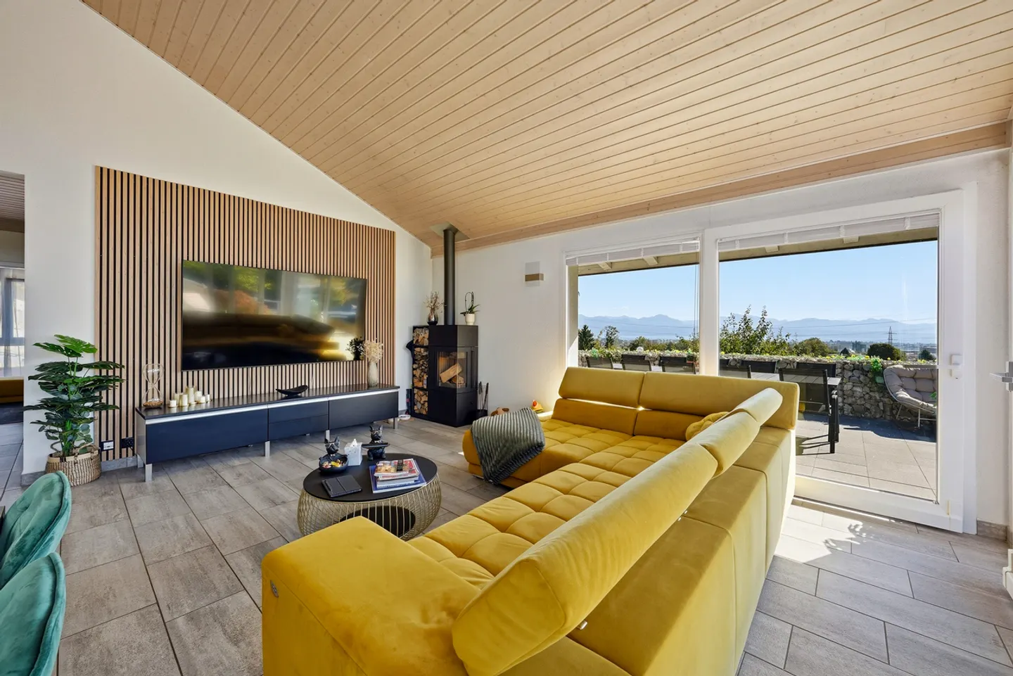 Stupenda Villa con Vista Lago - Foto 7 di 12