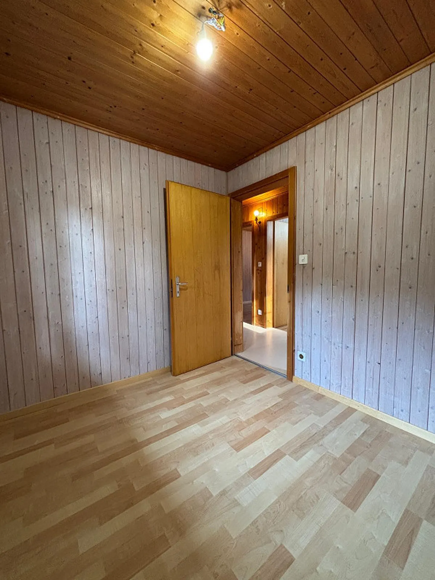 Grand appartement de 4.5 pièces avec grand balcon couvert - Photo 21 sur 27