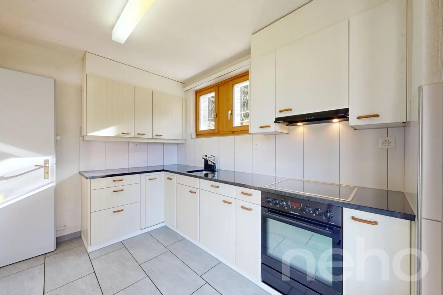 Semi-Detached House with a View and Natural Location in Filisur GR - Photo 4 of 12