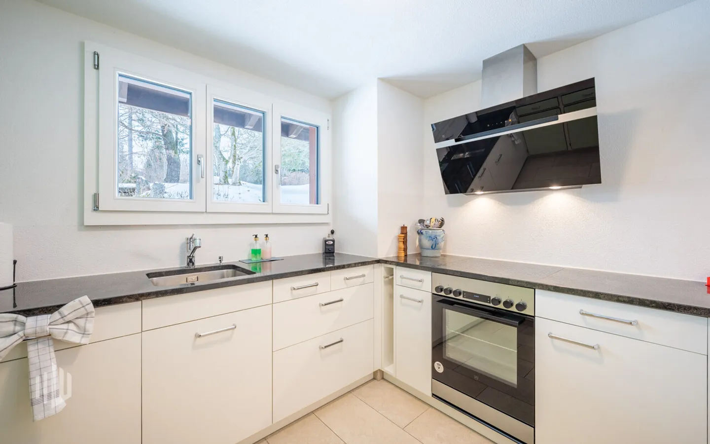 ImmoWyss - Two-family chalet with Eiger view on the sunny side - Photo 6 of 9