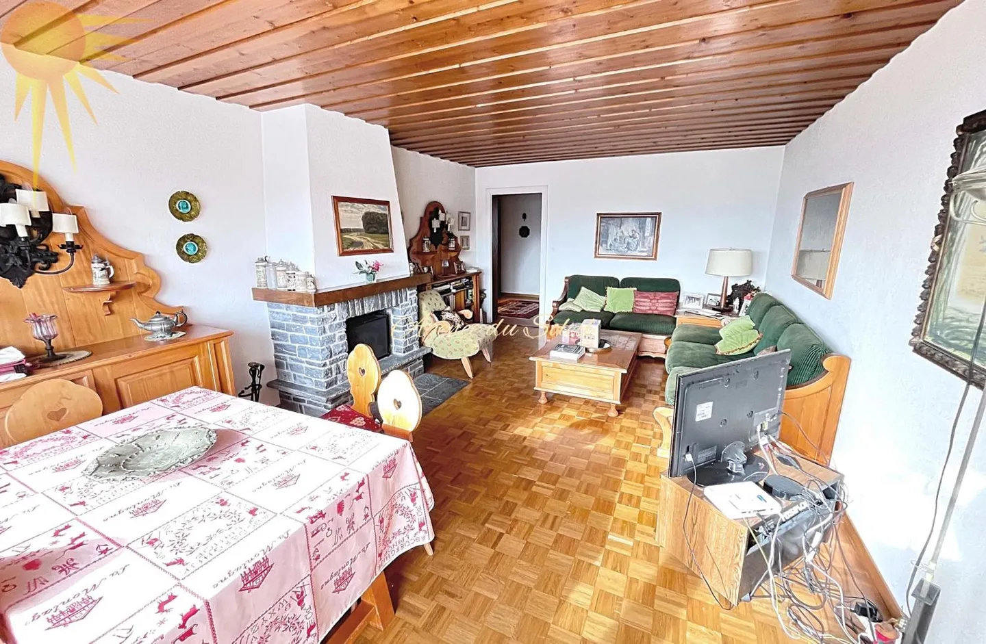 Bright 4.5-room apartment with 2 balconies (north/south) nearby - Photo 4 of 10