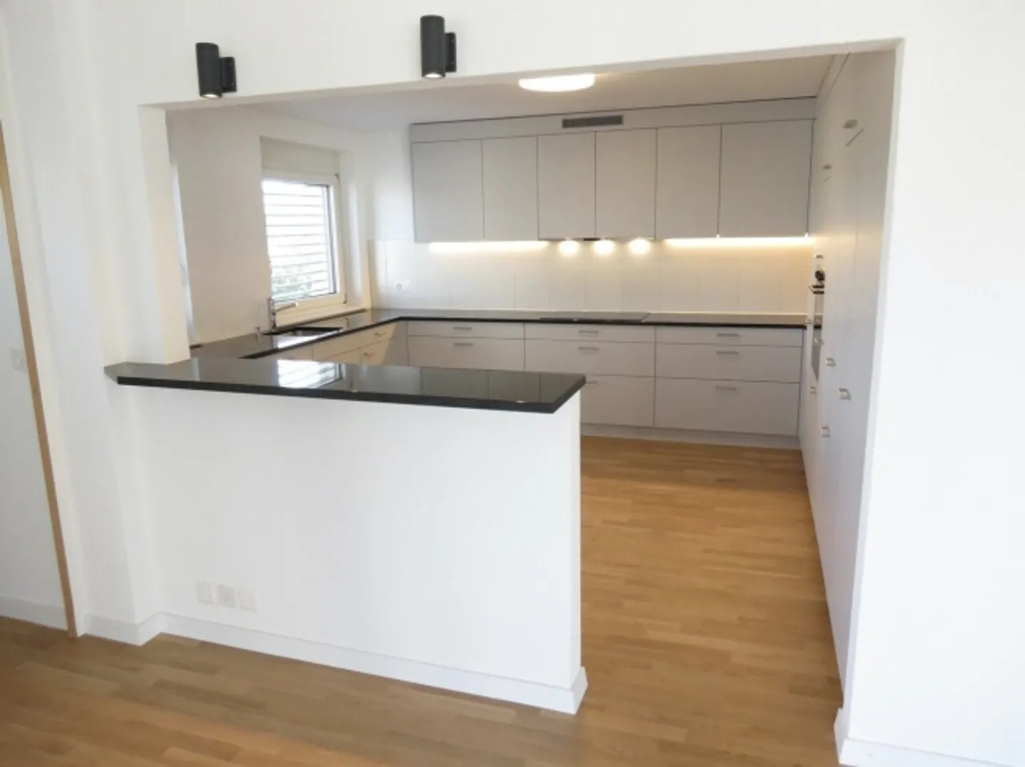 «Wunderschönes 5,5-Zimmer-Penthouse von 190 m²!» - Foto 1 von 13