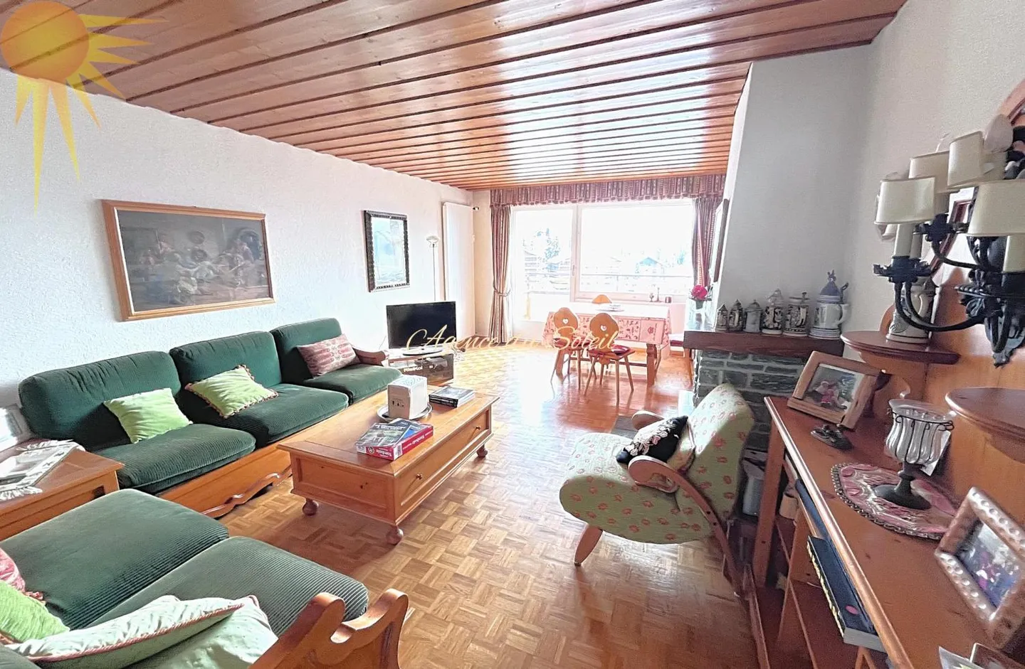 Bright 4.5-room apartment with 2 balconies (north/south) nearby - Photo 3 of 10