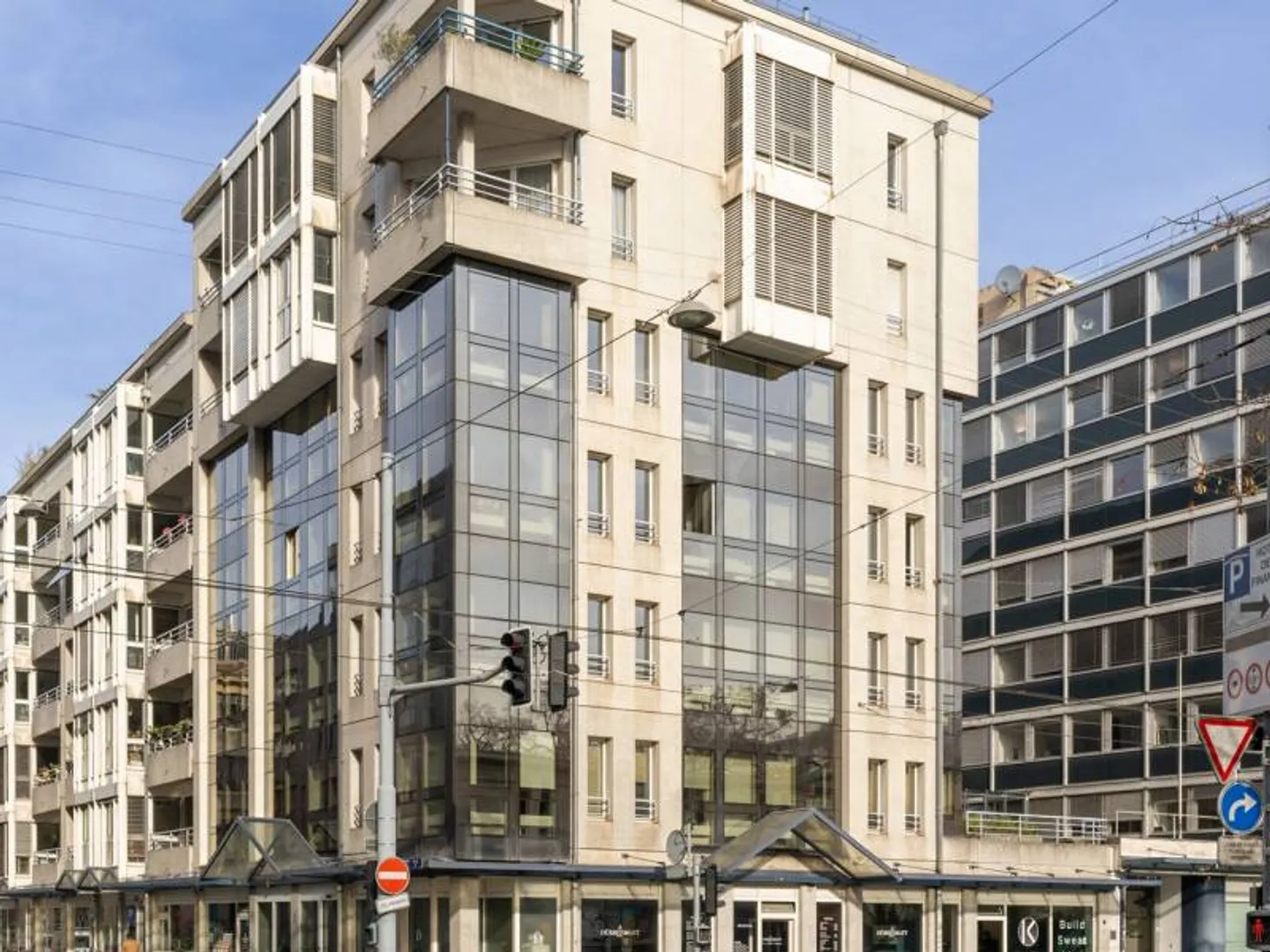 Gewerbliche Räumlichkeiten zur Miete im Herzen von Genf - Foto 1 von 2