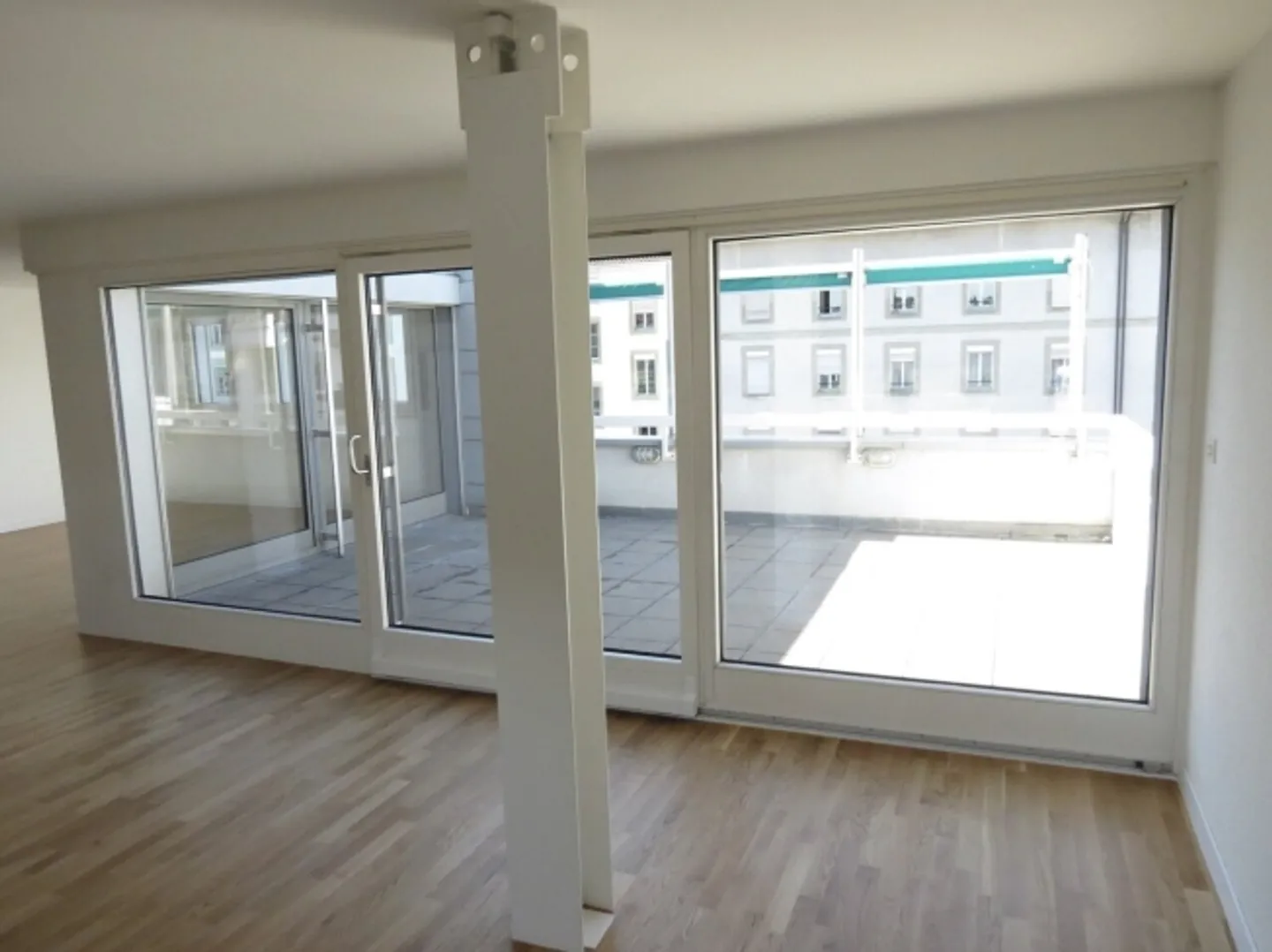 «Wunderschönes 5,5-Zimmer-Penthouse von 190 m²!» - Foto 11 von 13