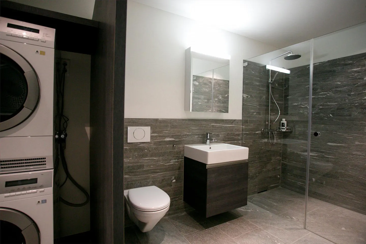 Great 4.5-room apartment with the finest materials - Photo 2 of 7