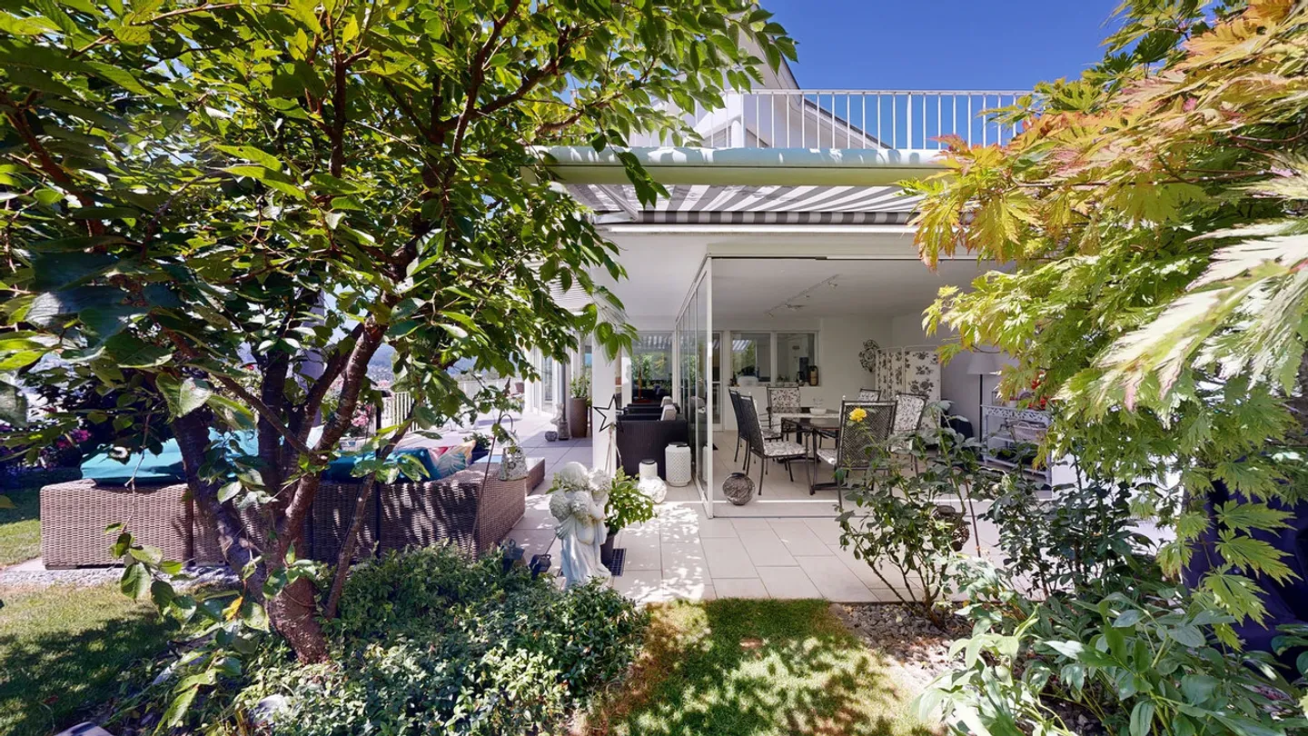 Dreamlike 7.5-room single-family house with double garage and panoramic view - Photo 13 of 39
