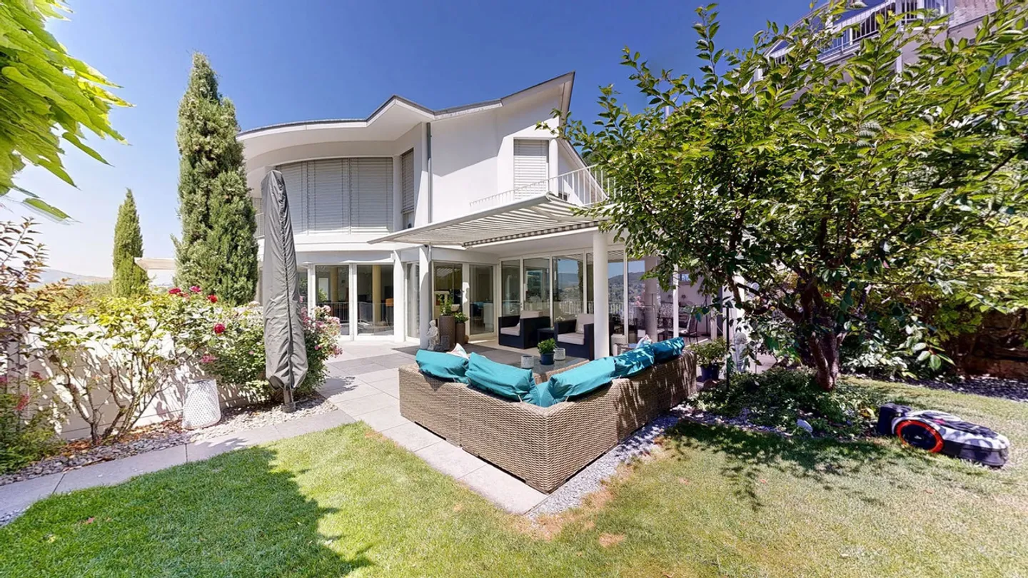 Dreamlike 7.5-room single-family house with double garage and panoramic view - Photo 14 of 39