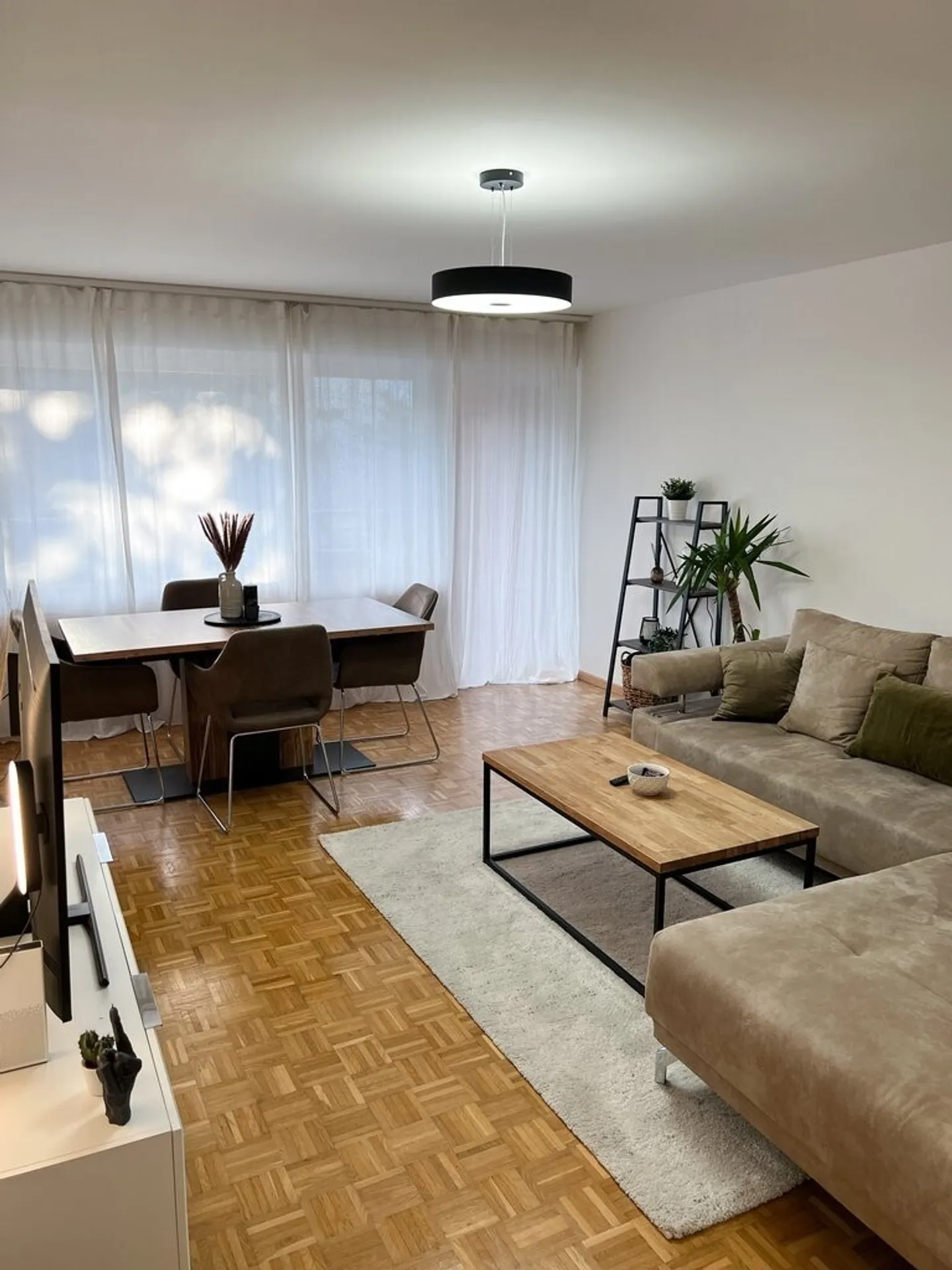 Geräumige 5.5-Zimmerwohnung - Foto 2 von 8