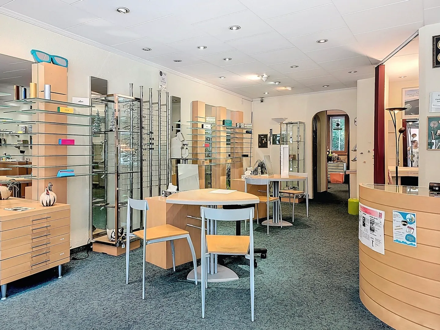 Espace commercial agréable au centre de Bex - Photo 2 sur 5