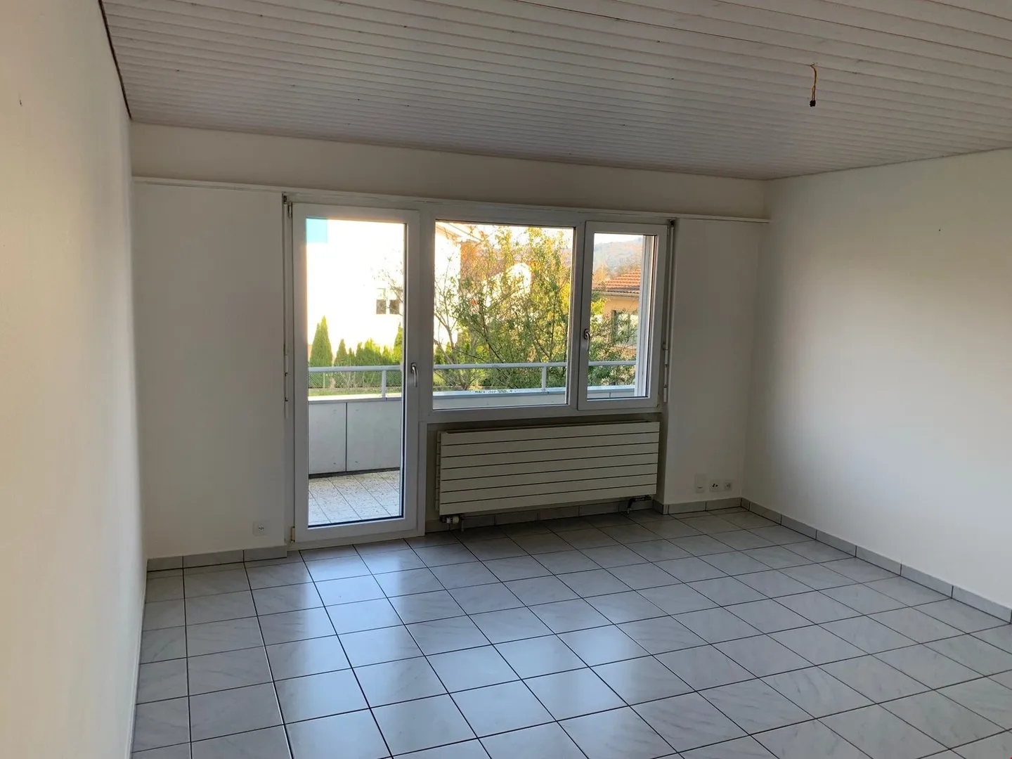 Bright 4-room apartment with balcony in Schwadernau - Photo 4 of 12