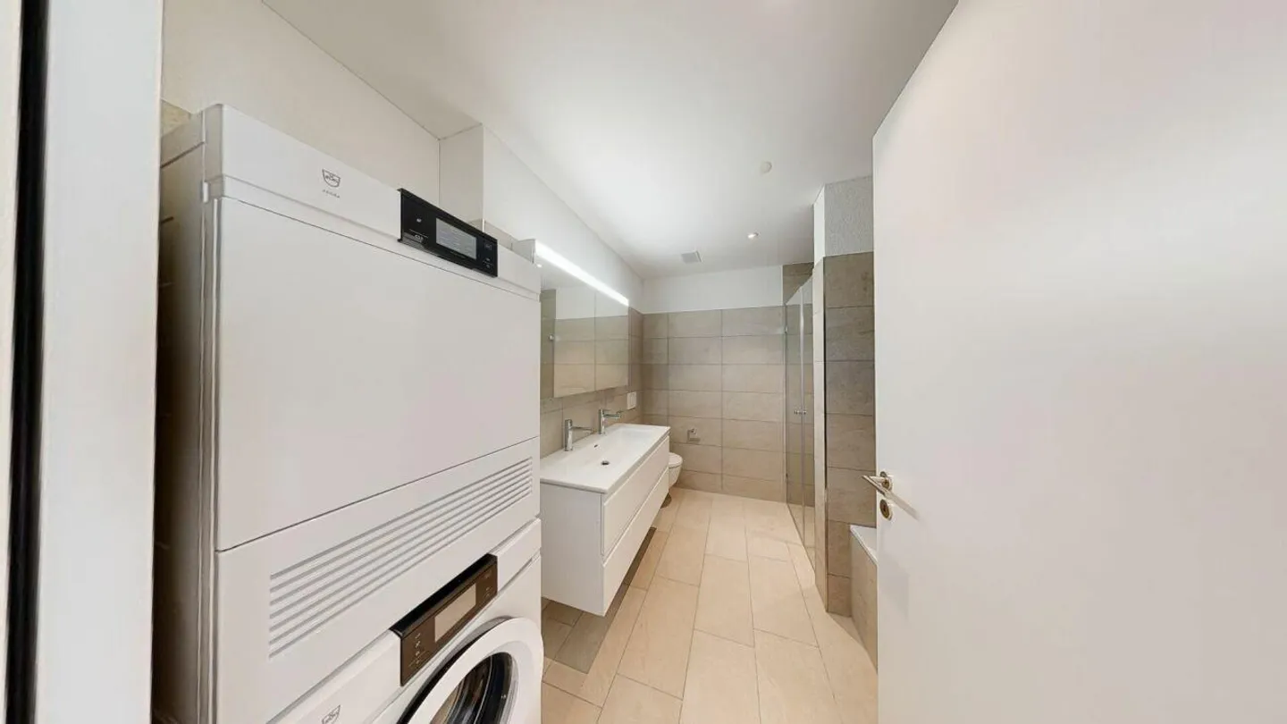 Living by the Lake - Photo 6 of 8