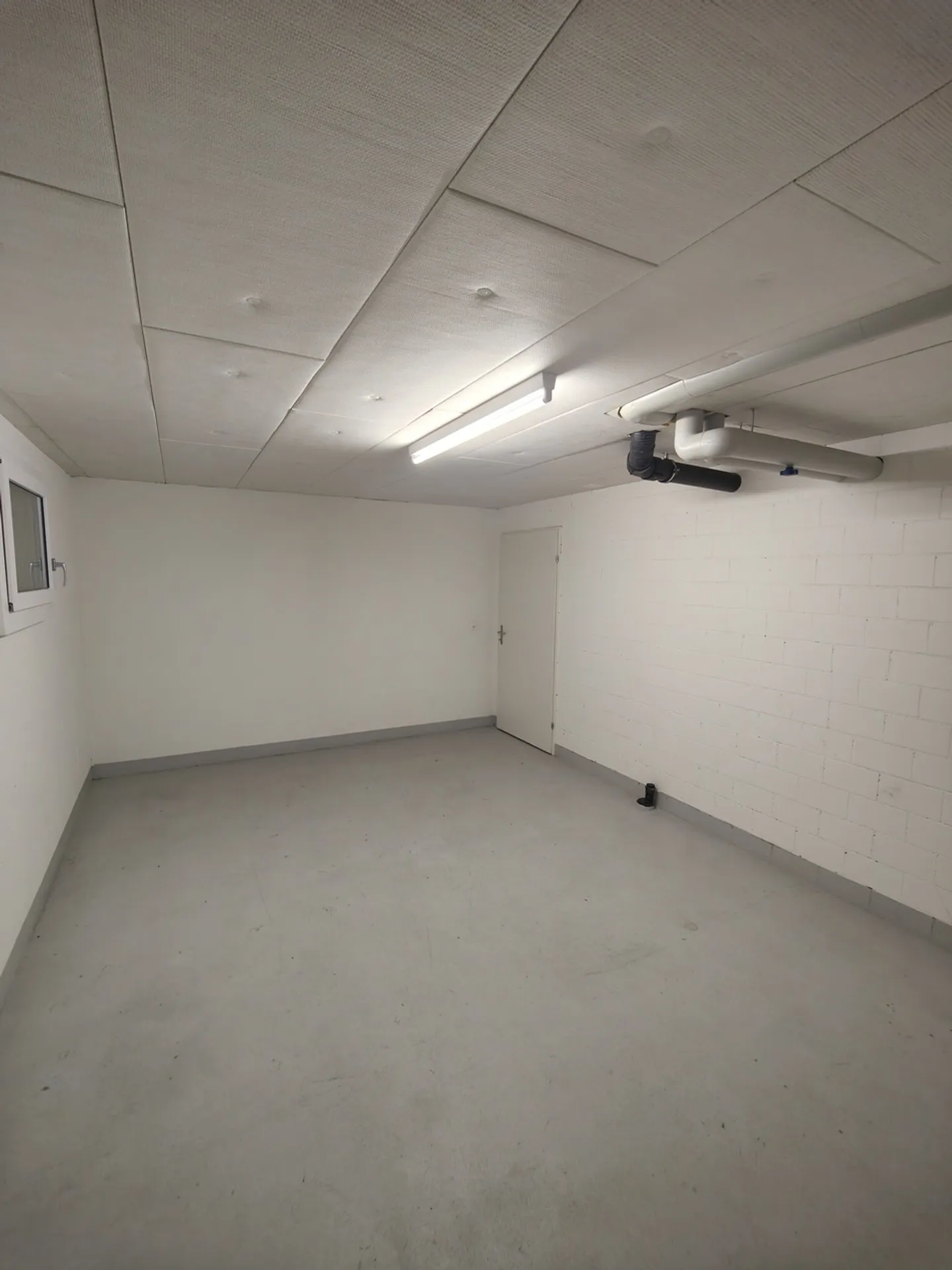 21m2 Magazzino Bülach - Im Rietpark 17 - Foto 1 di 10