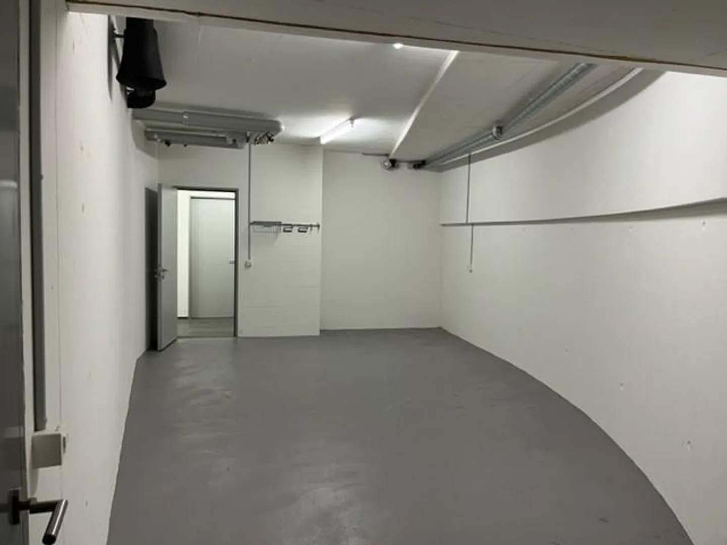 Storage Room in Nänikon - Photo 2 of 3