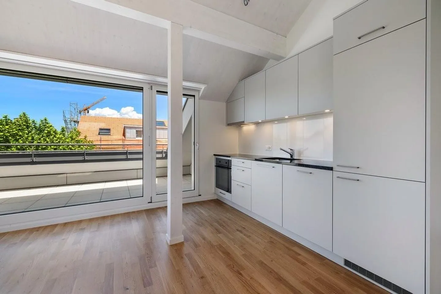 Here your dream home could come true - Photo 3 of 12