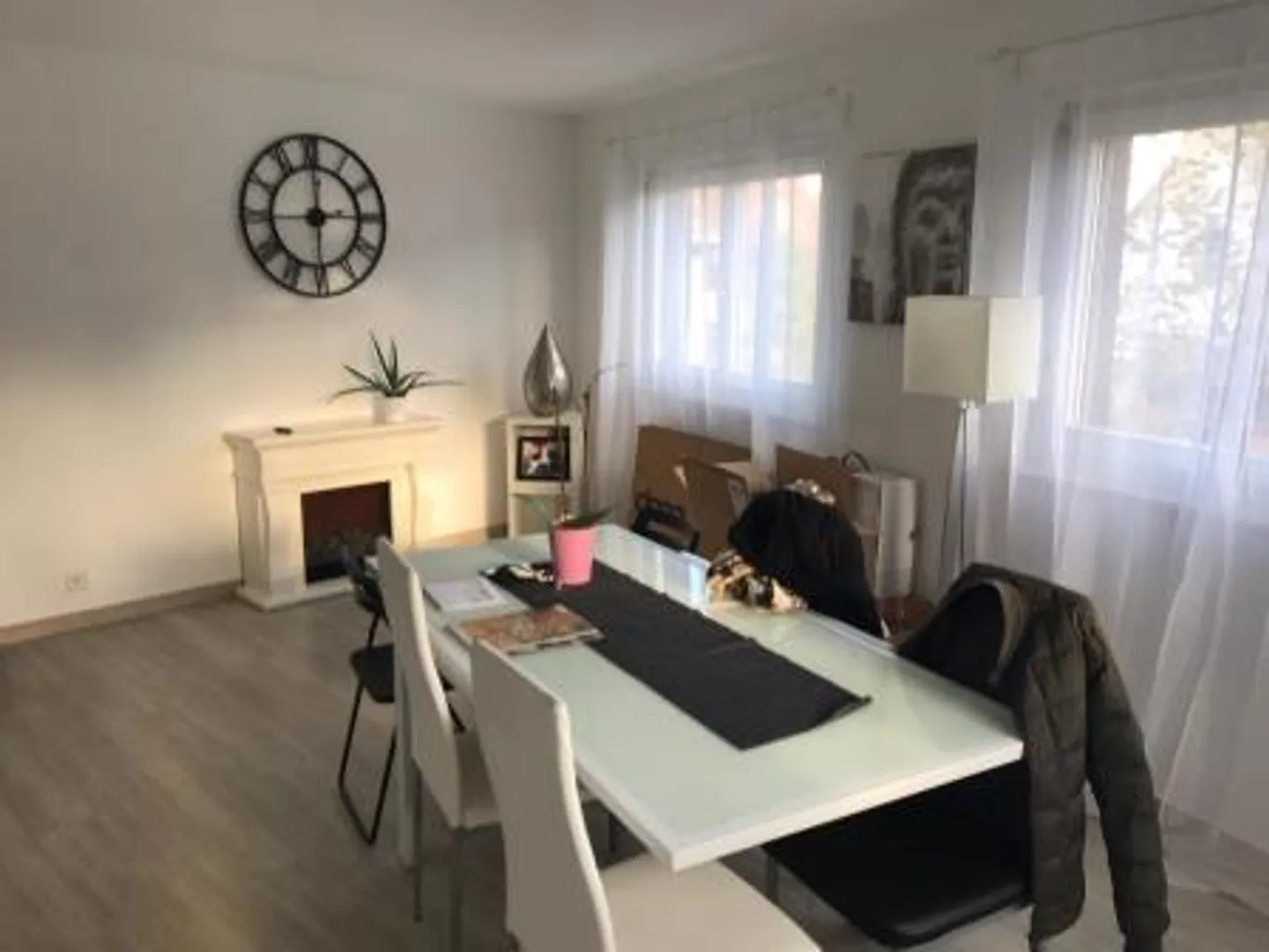 Charmant appartement 4 pièces - Photo 2 sur 5