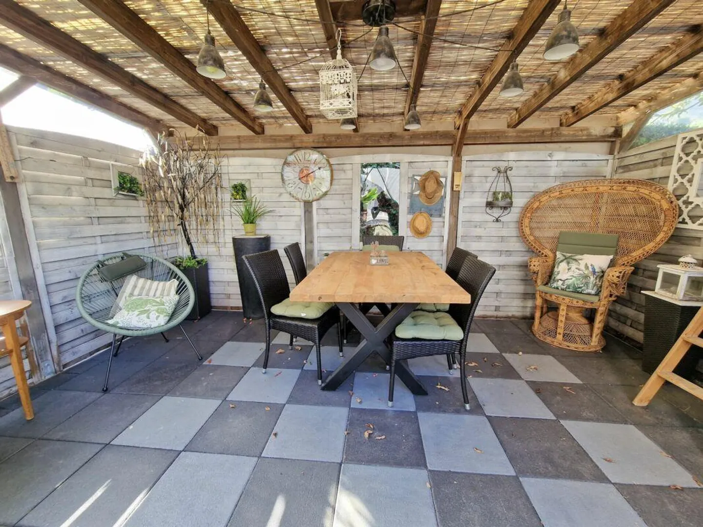 Vivere con piscina privata e giardino incantevole - casa unifamiliare speciale con fascino - Foto 19 di 24