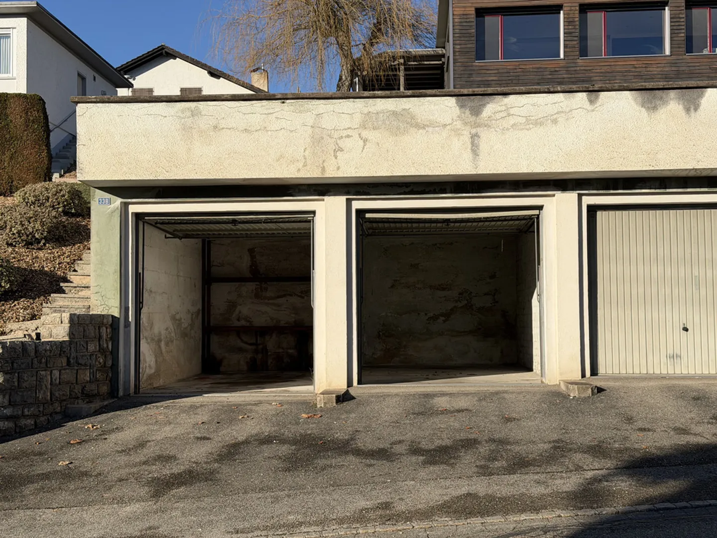 Ideal für Parken oder Lagern - Foto 2 von 3