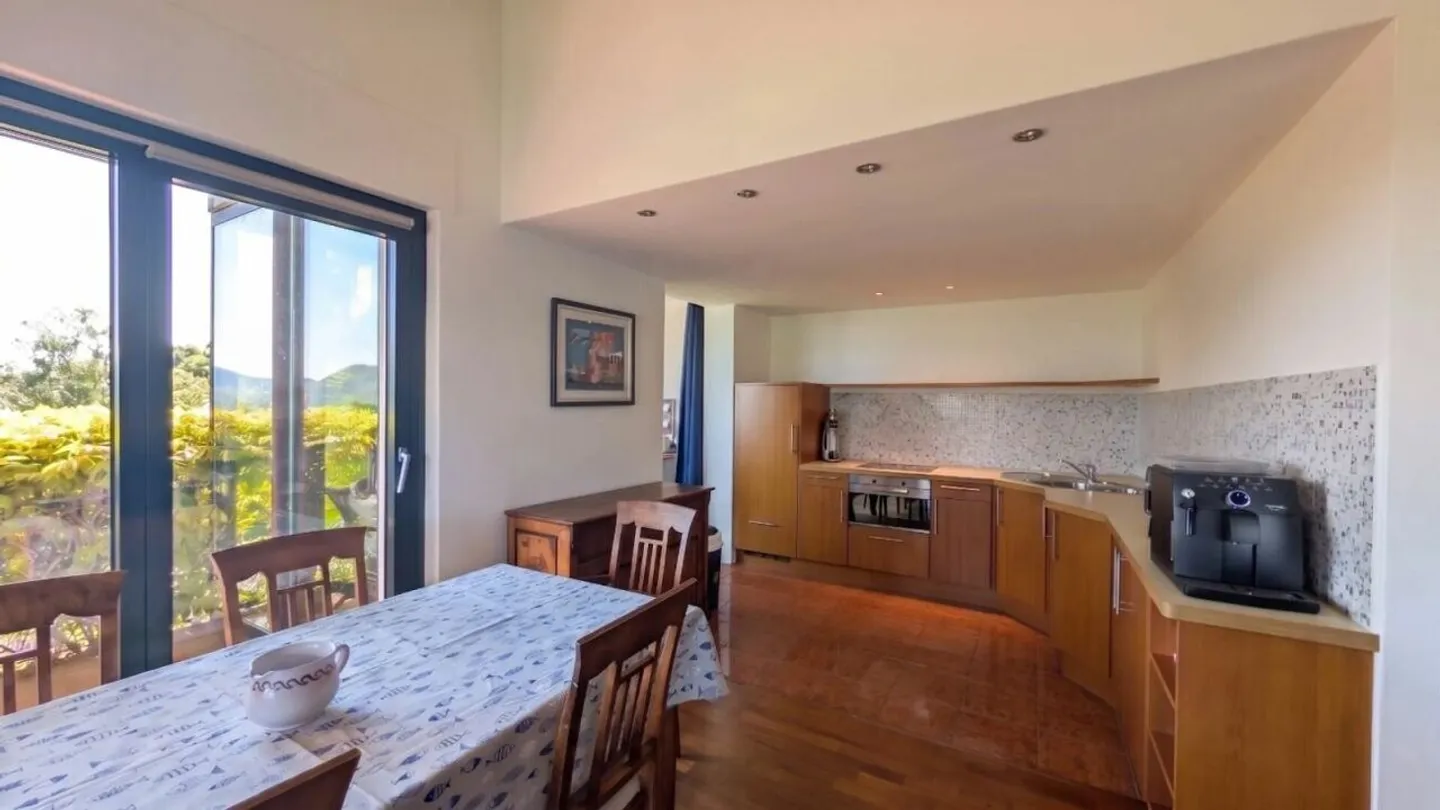 Charming Detached House in Carona - Photo 5 of 17