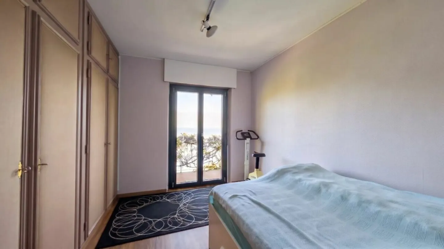 Charming Detached House in Carona - Photo 8 of 17