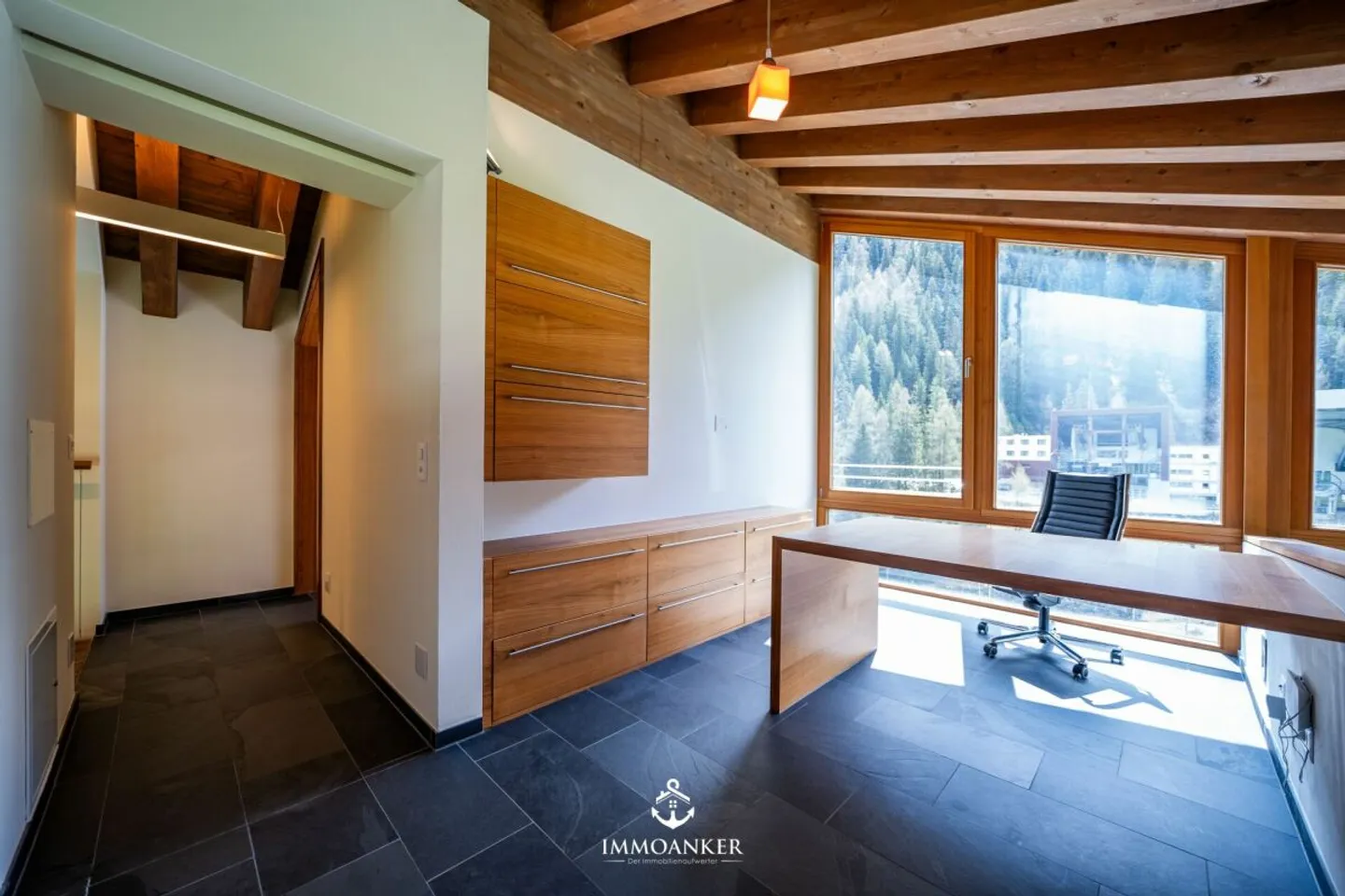 Luxus trifft Natur: Ihr alpiner Rückzugsort in Samnaun - Photo 8 of 13