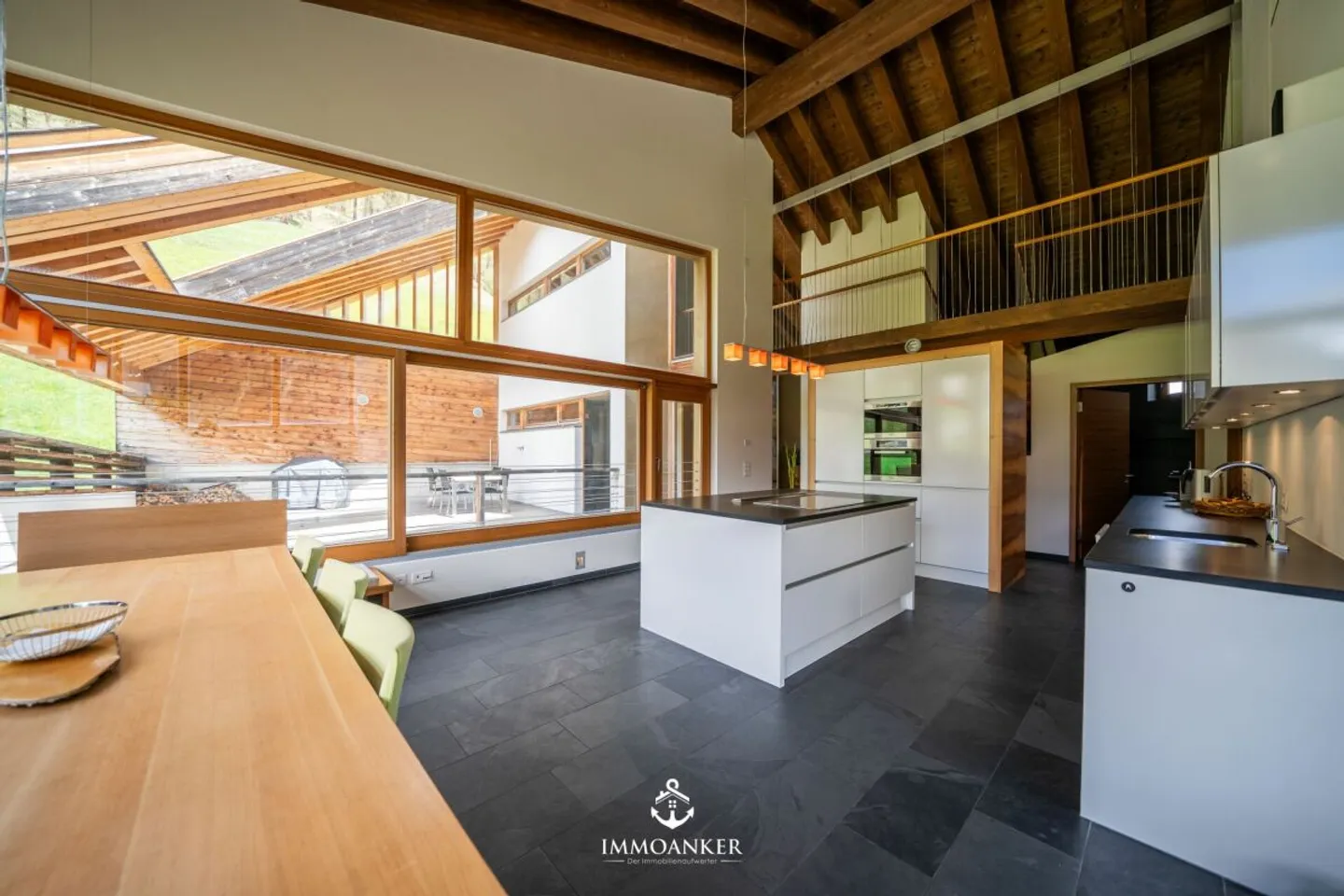 Luxus trifft Natur: Ihr alpiner Rückzugsort in Samnaun - Photo 1 of 13