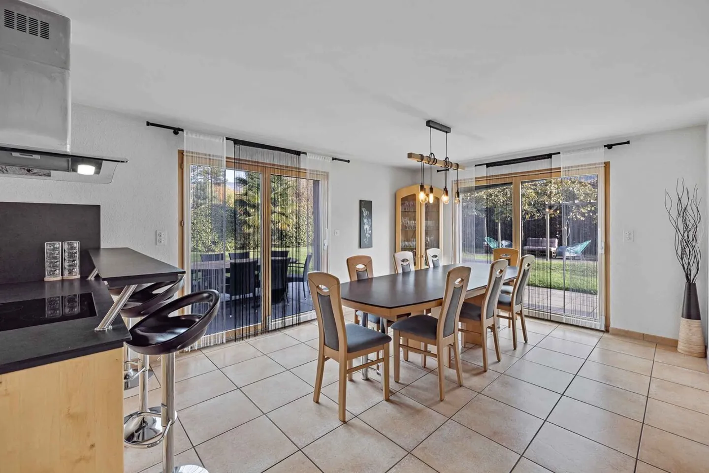 Magnifica Villa Moderna - Foto 4 di 11