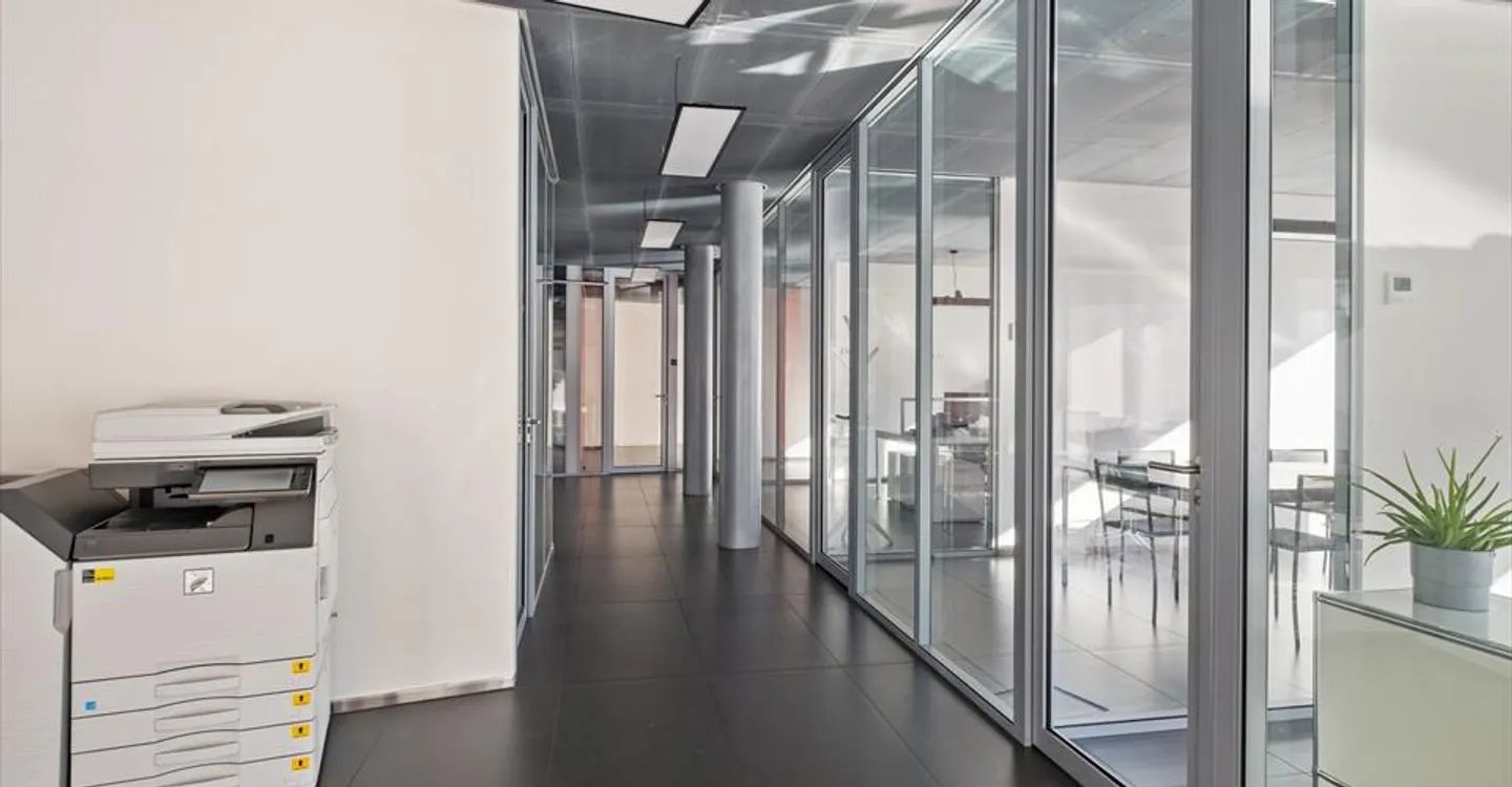 Garage à Grand-Saconnex - Photo 3 sur 8