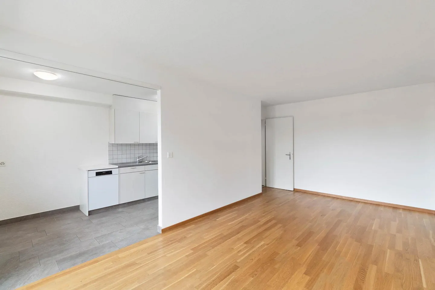 Appartamento 2.5 camere affascinante - Foto 2 di 5