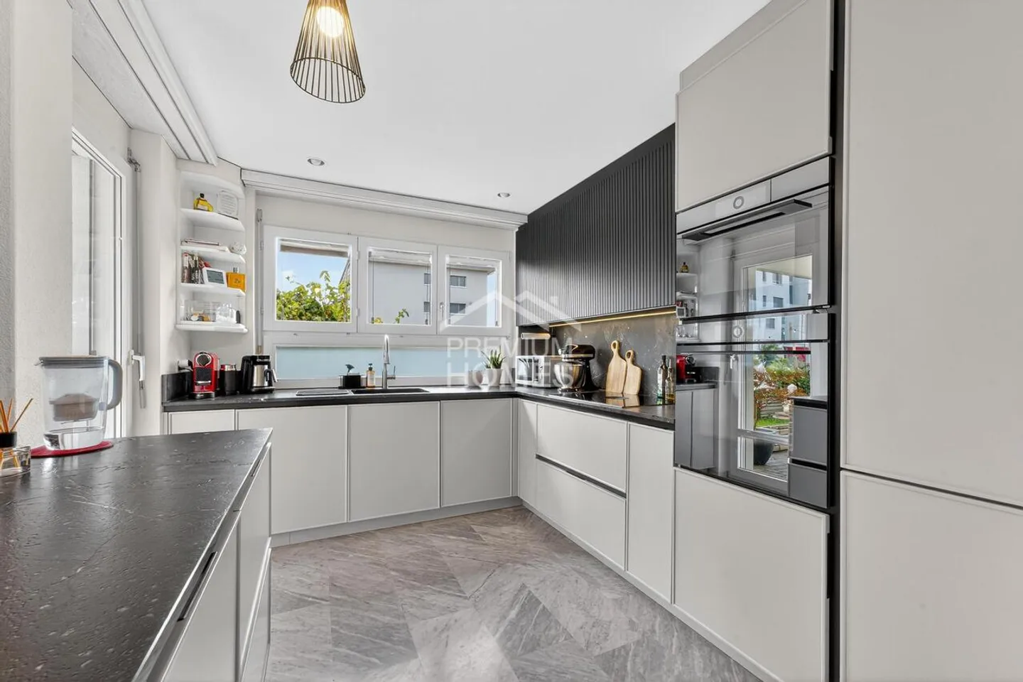 Quality of life pure - modern living in a quiet environment - Photo 3 of 10