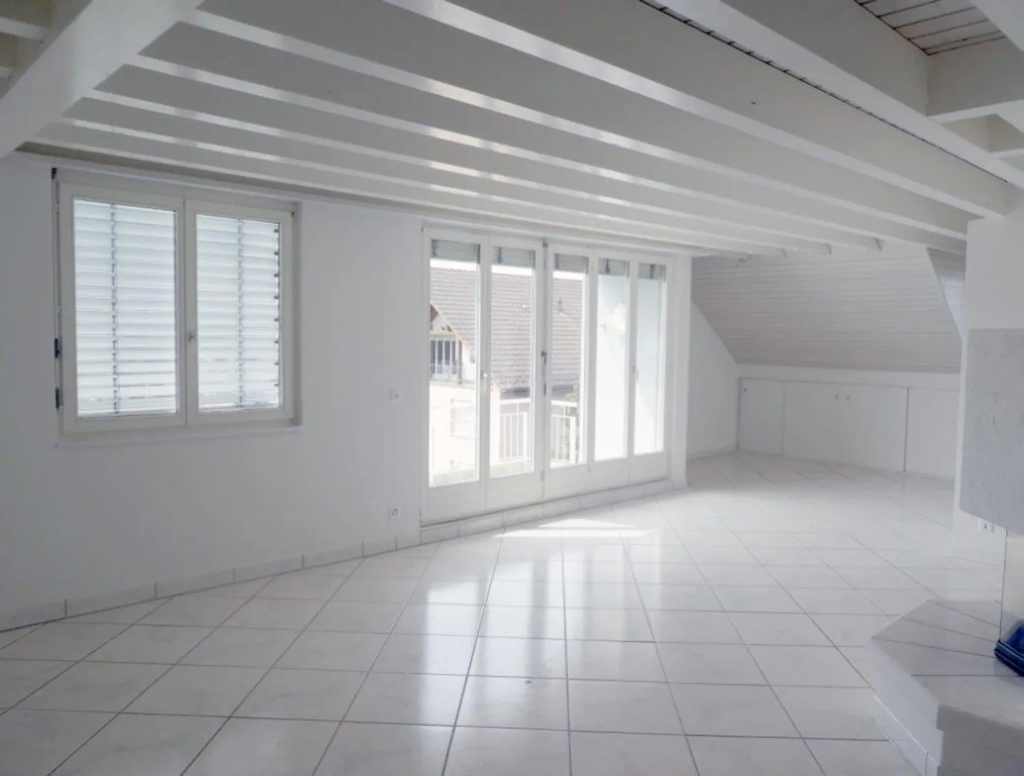 Appartamento su due livelli di 4.5 locali *Successore cercasi - Foto 3 di 17