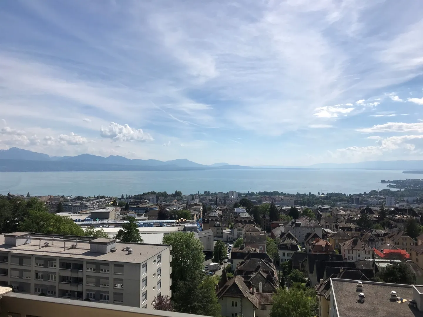 Magnificent view of the lake - Photo 2 of 3