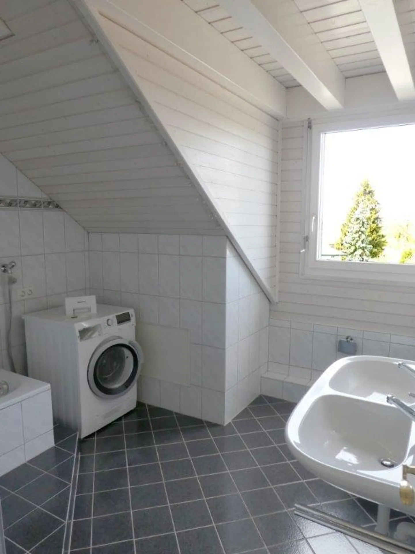 Appartamento su due livelli di 4.5 locali *Successore cercasi - Foto 8 di 17