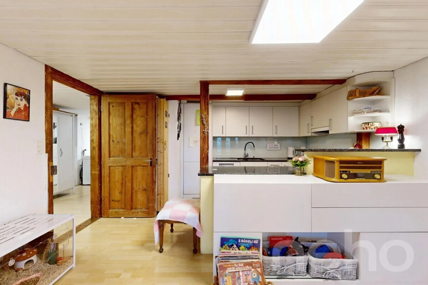 Appartement 4.5 pièces avec charme de chalet - Photo 4 sur 12