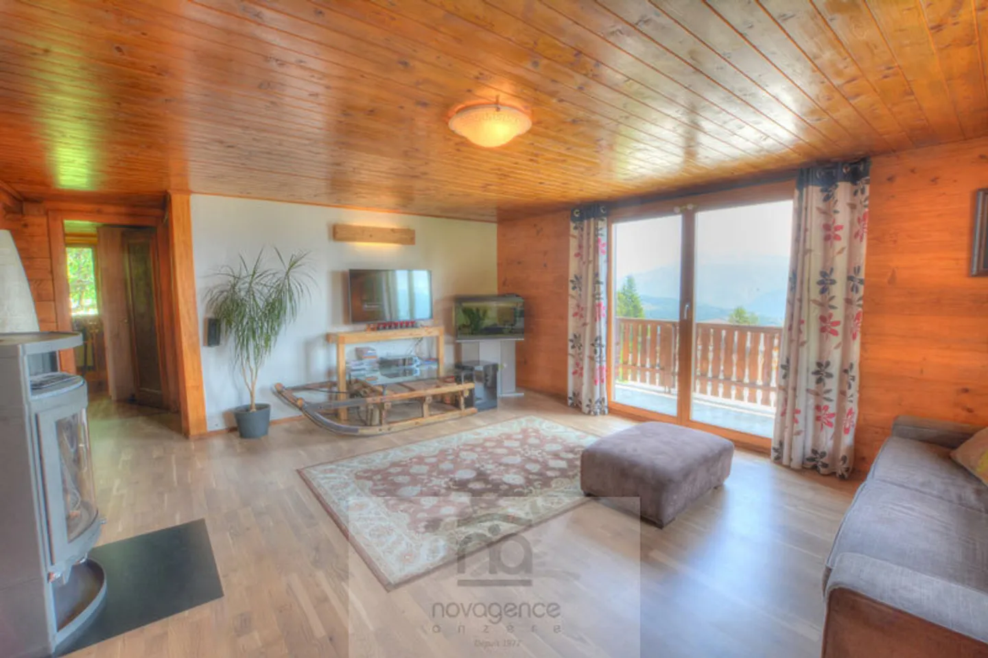 Chalet Charmant dans un Quartier Tranquille - Photo 2 sur 13