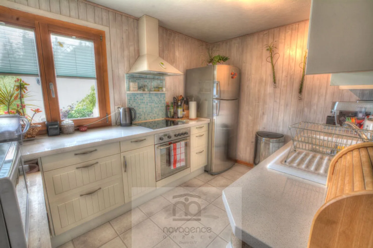 Chalet Charmant dans un Quartier Tranquille - Photo 7 sur 13