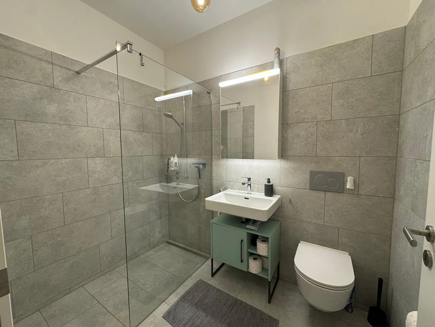 Attraktive 3.5-Zimmerwohnung an bester Lage in Schaffhausen - Foto 2 von 8