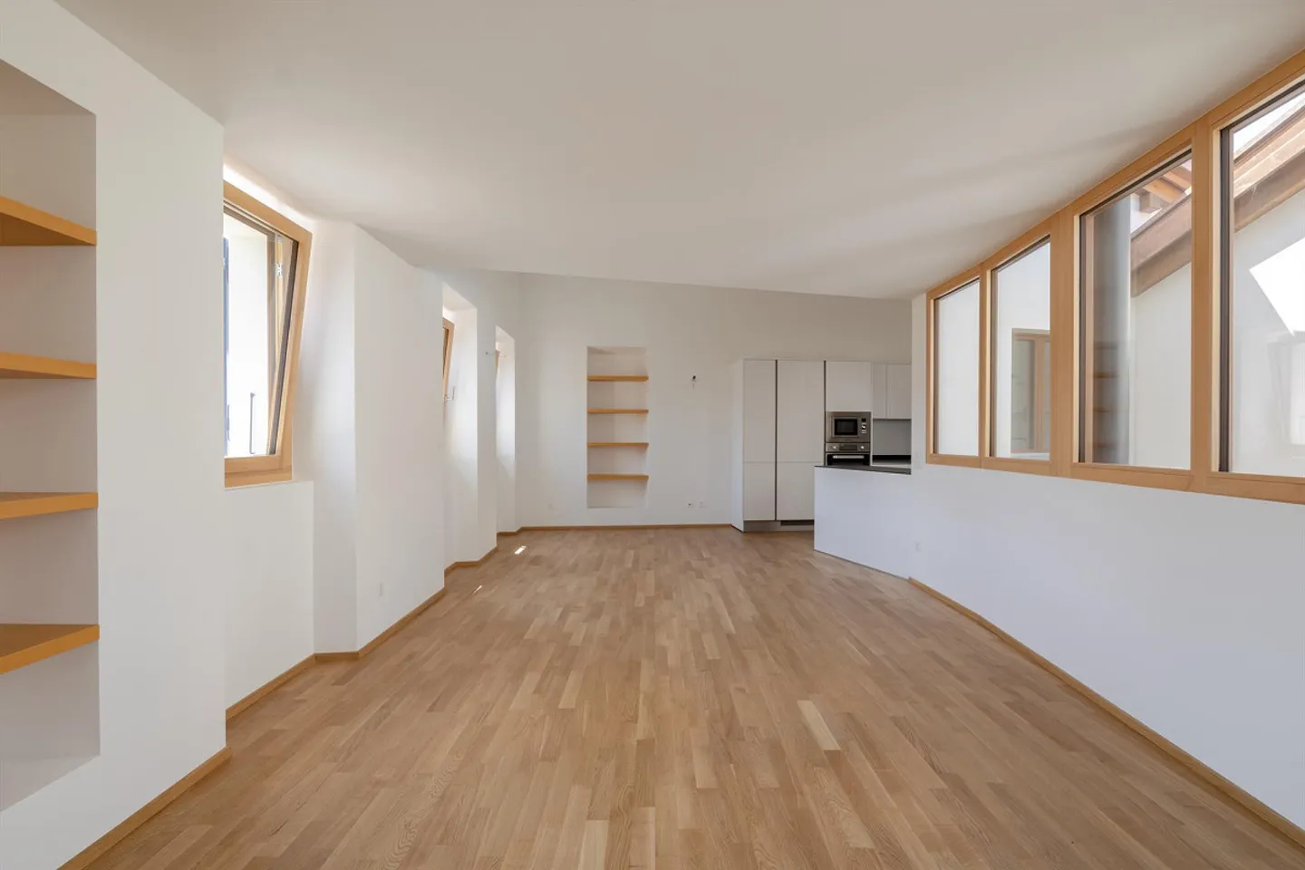CASA DI 5 LOCALI A SALA CAPRIASCA - Foto 1 von 21
