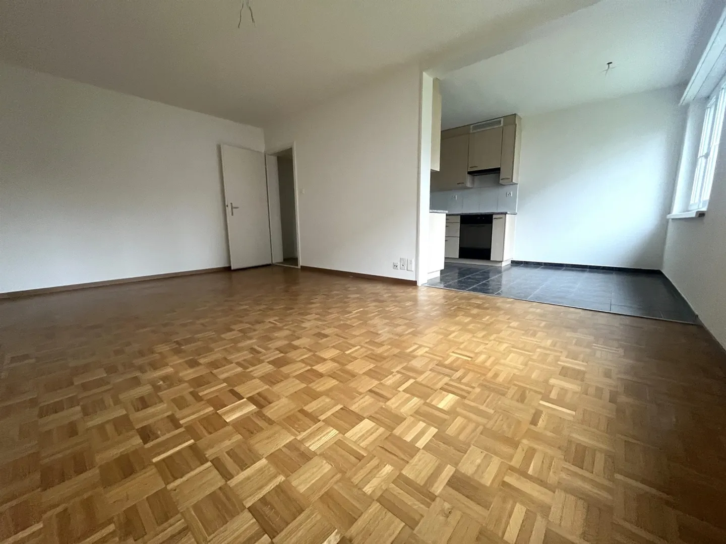 Appartamento 2.5 stanze - Foto 3 di 7