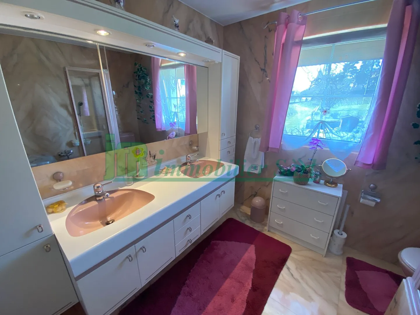 Villa bifamiliare separata da garage a Echandens - Foto 3 di 5